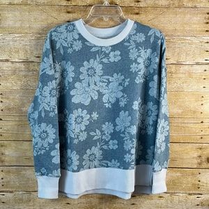 Time & Tru Blue Floral Sweatshirt EUC Size 4/6 Comfy Roomy Boxy Fit Long Sleeves